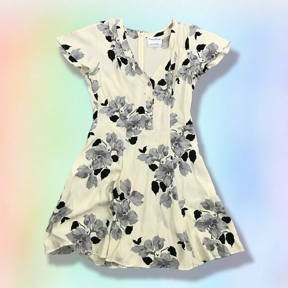 Privacy Please Revolve‎ dress M floral mini short sleeves Yellow NWT - Picture 3 of 8